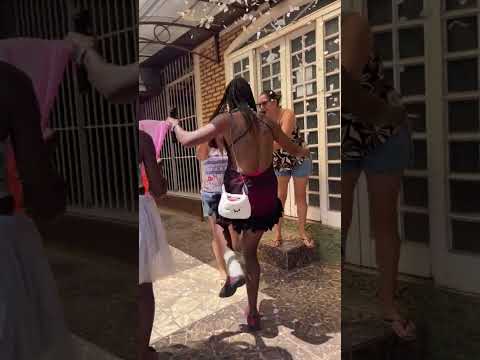 Terça-feira 17/02/2026 - Desfile do Bloco das Lurdinhas em Sarzedo-MG.