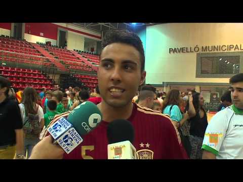 15/09/14 – El España-Rumanía de Fútbol Sala llenó el Pabellón de La Nucía