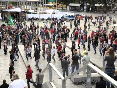 Stuttgarter Flashmob - Tanz der Vampire