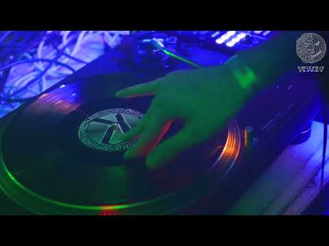 Hughesee - Distant Planet @ M.O.T. - 20th November 2021