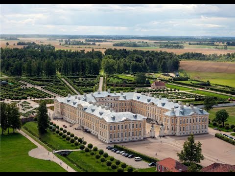 RUNDĀLE PALACE, BAUSKA, LATVIA 2004