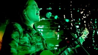 Dixie Chicks - Travelin&#39; Soldier (Acoustic Cover by Marie Wilson)