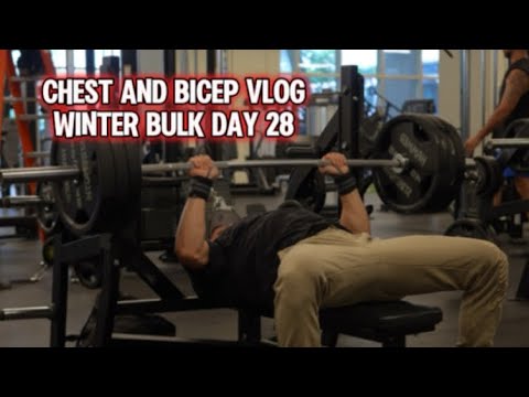 Winter Bulk Day 28 - Chest and Bicep day - International Chest day so YALL CANT be soft 💪🏽
