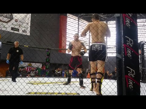 Валери Атанасов (Десант) - Никола Златев (ММА Варна), 23.04.2016, ДП по ММА, Пловдив