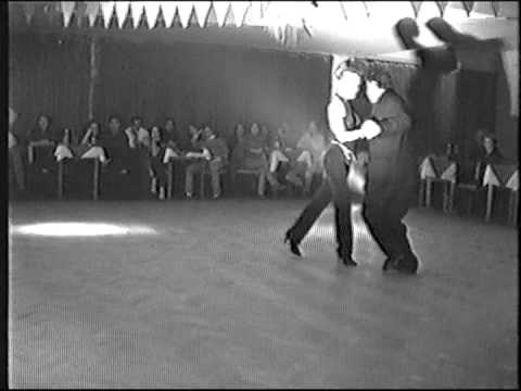  Claudia Jakobsen  and  Mariano Frumboli  are  dancing  to  the  tango  "  El Flete  "