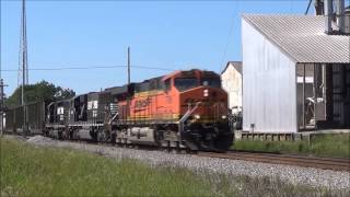 preview picture of video 'BNSF 7789 Leading NS 155 Waynesboro, GA 5 4 14'