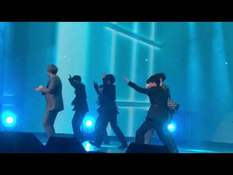 [FANCAM] 190414 Jus2 Showcase In Taipei - FOCUS ON ME (Yugyeom's pants accident)