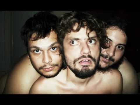 2 and a Half Giants - The Dancing Never Stops