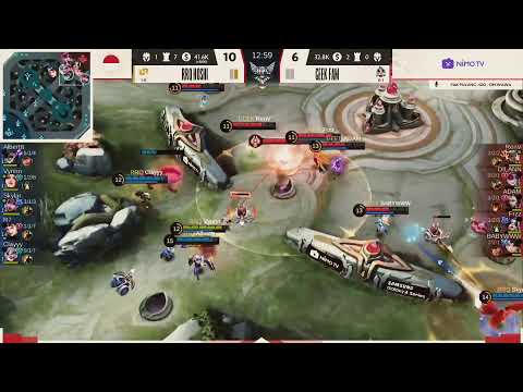 ROUND 2 GEEKFAM vs RRQ HOSHI [LIVE] DAY 1 WEEK 1 #MPLS8