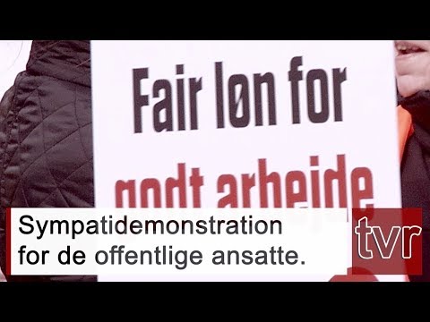 TV Randers: Sympatidemonstration for de offentlige ansatte.