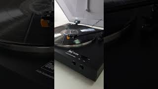 Video thumbnail for Dual CS 329 - автоматический проигрыватель виниловых дисков #shorts #dual #turntable #vinyl by T-ART RU
