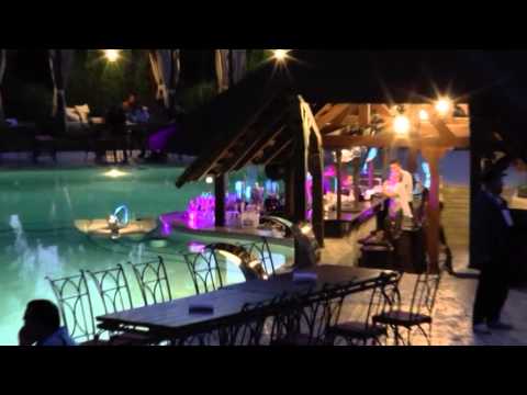 Party, piscina, bar, restaurant - Castel Transilvania Baia Mare