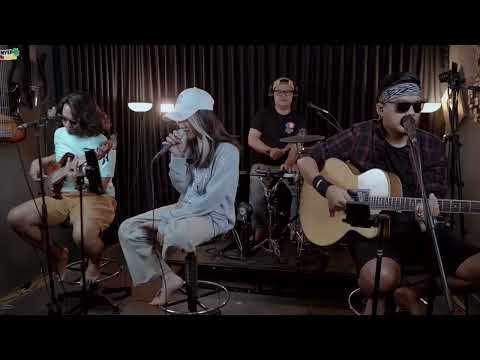 MAWAR HITAM - "TIPE X" // 3PEMUDA BERBAHAYA & SALLSA BINTAN COVER+LIRIK