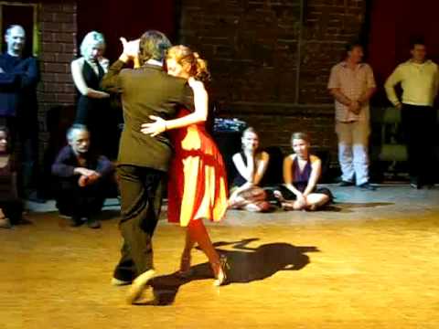 Pablo Rodriguez  is  dancing  to  the  tango  "  Araca La Cana  "