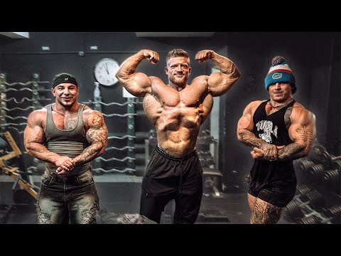 MOGGING THE TREN TWINS IN BERLIN😂