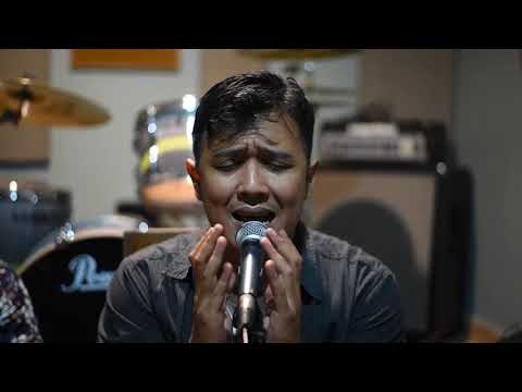 Masih ( sahabatku kekasihku )   5adewa cover by ada band