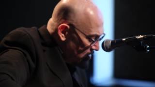 Hamell on Trail - "Gods at Odds"