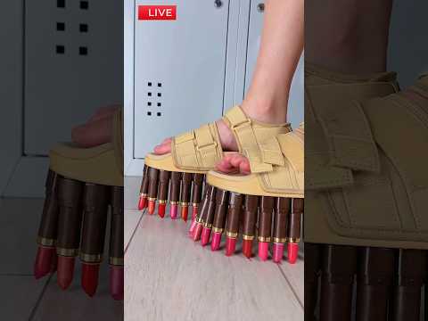 Today sister applied lipstick on her slippers 😭🤯~mini wood toy. woodworking art skills/ hand craf...
