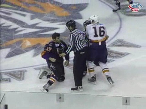 Darroll Powe vs Tim Jackman