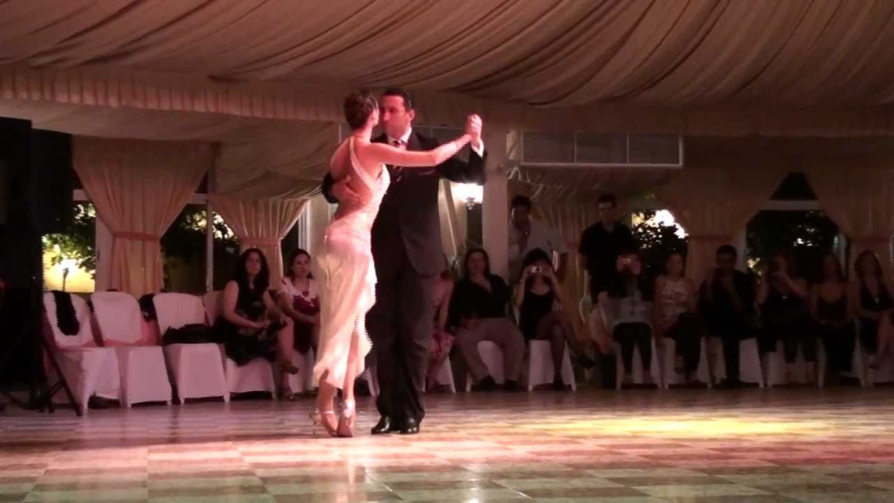 Diego Escobar y Angi Staudinger  -  "Arrabal"