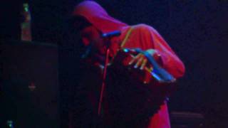 Fantasma en Niceto 1