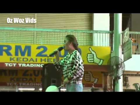 GRACE AH TING   with KOGINAVAAN DI NOSINDUAHAN