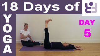 18 Days of Yoga - DAY 5. Iyengar Yoga Tutorial.