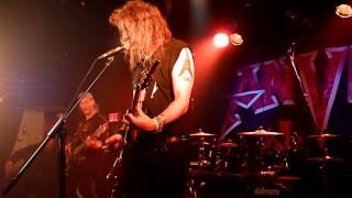 Anvil - Oooh Baby live @ Salle 4 Barils Jonquière 29 avril 2017