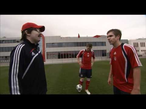 Schweinsteiger, Lahm und Frerk Ohm am Ball