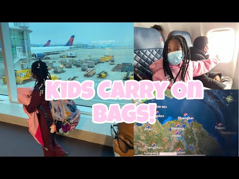 What you should bring your kids on a long flight and tips! | what’s in my kids carry on bag! 2022