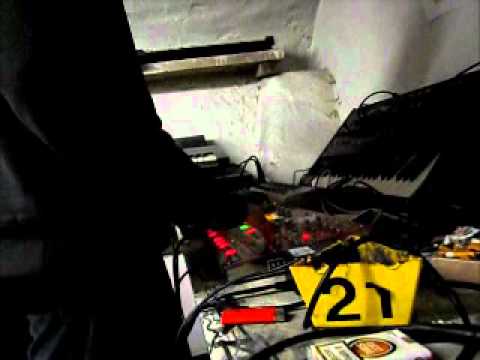 NEVROTEK LIVE SET in da basement  -drhouseremx - esx1 - korg.AVI