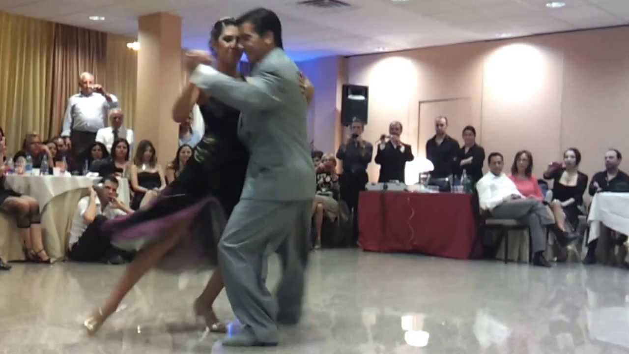 Sebastian Achaval y Roxana Suarez Bari 20-04-2013 part 3-5