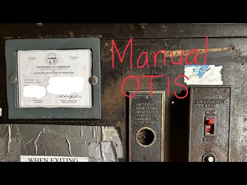 INSANE Manual OTIS freight elevator WITHOUT INNER GATE! 😎