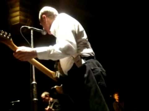 18 Francis Rossi - Sleeping On The Job - Sheffield 17.05.10