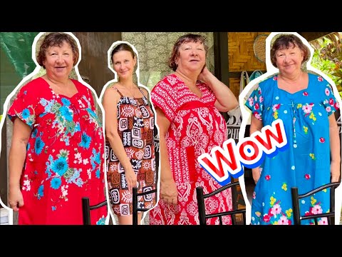 Filipinos delight the Russian family with beautiful gifts