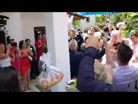 Belicka Svadba golema * Vrana konja javam ja, odam po nevestata*