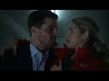 Olicity Arrow 1x22 Pt 4 Felicity Hold Onto Me Tight