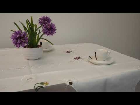 Огляд на "Скатертина для кухонного столу"