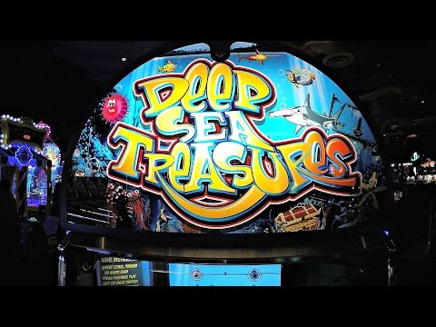 Deep Sea Treasure Coin Pusher Arcade Game At Dave & Buster's: Video Game Play Video Review