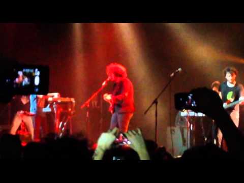 Lo stato sociale con Nicolò Carnesi