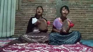 Download lagu SAKECO. desa pelat. Vokal winda dan wilda kecamatan unter iwis. Sumbawa besar mp3