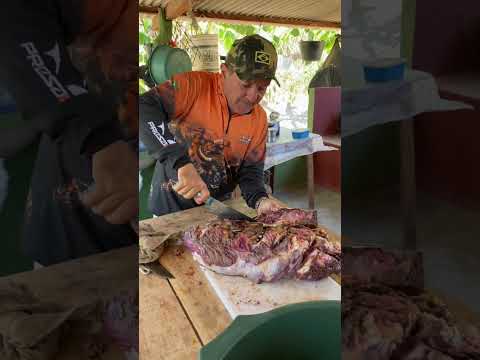Almoço do sábado, comida boa e muita alegria na comunidade do Sanharó, município de Tupanatinga-Pe
