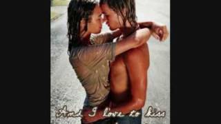 H agapi pou menei..Mixalhs Xatzhgiannis (polukatoikia)