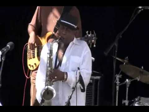 The Dave McMurray Band Live at The Detroit International Jazz Festival 9/6/10 - "Waba Doo Bop"