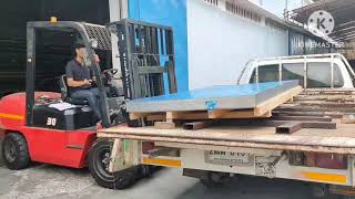 อลูมิเนียมเจาะรูนูนทะลุ สำหรับปูพื้นกะบะขนส่ง | แข็งแรง ทนทาน กันลื่น อลูมิเนียมเจาะรูนูนทะลุ สำหรับปูพื้นกะบะขนส่ง | แข็งแรง ทนทาน กันลื่น