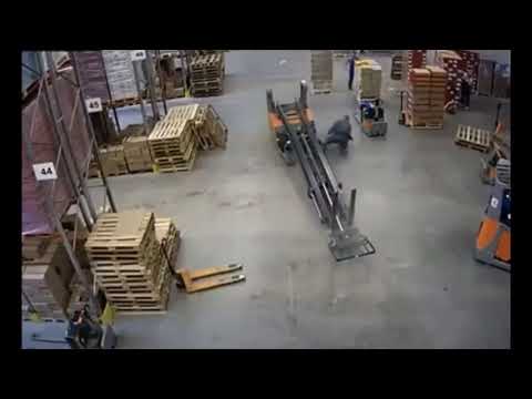 ACCIDENTE DE TRABAJO CON MONTACARGA_!