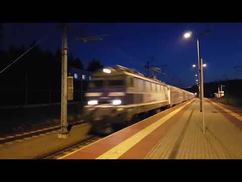 EP09 z IC Wyspiański