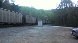 preview picture of video 'CSX Southbound at Camp Two 4/7/12'