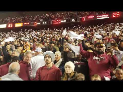 Sandstorm before kickoff to the 2021 Palmetto Bowl! Haters gonna hate, taters gonna tate