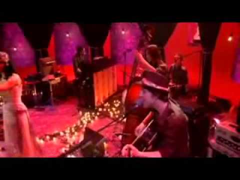 Katy Perry-I kissed a girl (jazz version) .mp4